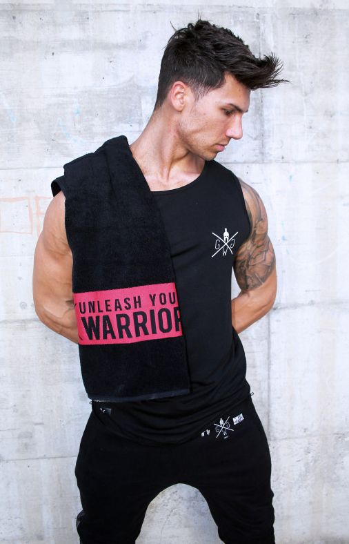 Gym Generation Fitness Sporthandtuch - Schwarz/Rot