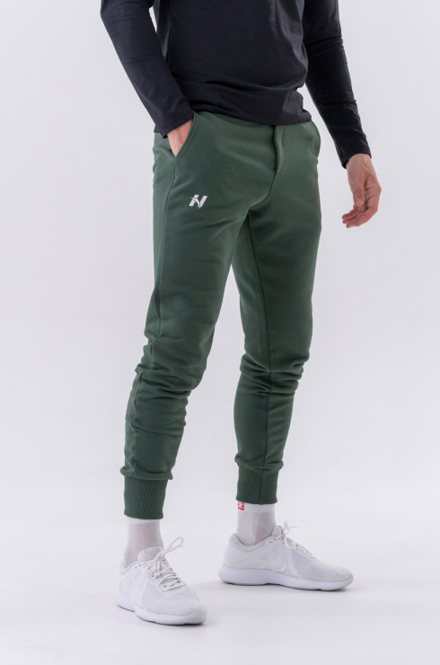 Nebbia Slim sweatpants with side pockets "Reset" 321 dark green