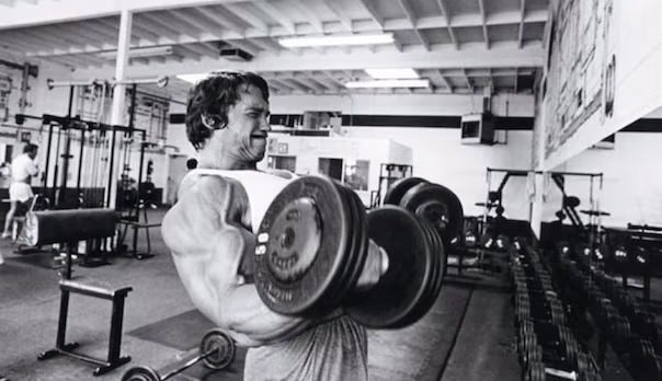 Arnolds 5 Tipps für brachiale Arme!