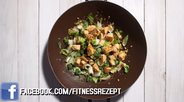 Pok Choi mit Hähnchenbrust Pok Choi mit Hähnchenbrust