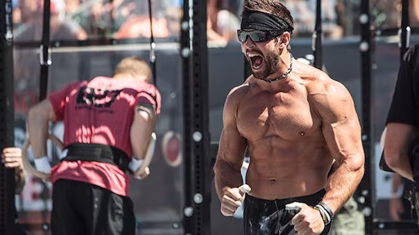5 Anzeichen, dass es sich um einen CROSSFITTER handelt! 5 Anzeichen, dass es sich um einen CROSSFITTER handelt!