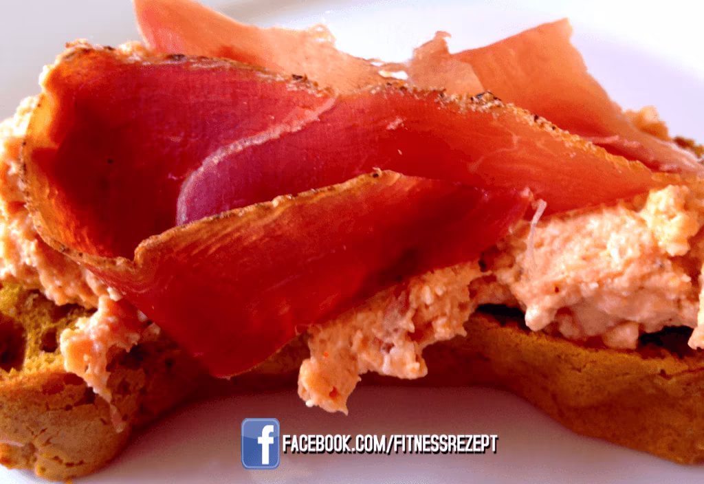 Würziger Frischkäse-Räucherschinkenaufstrich Würziger Frischkäse-Räucherschinkenaufstrich