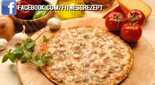 Champignon-Hähnchen Pizza mit selbstgemachten Pizzaboden