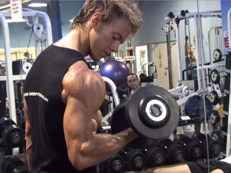 3 Tipps um nach einem Hardcore-Training schnellstmöglich wieder ins Gym zu kommen!