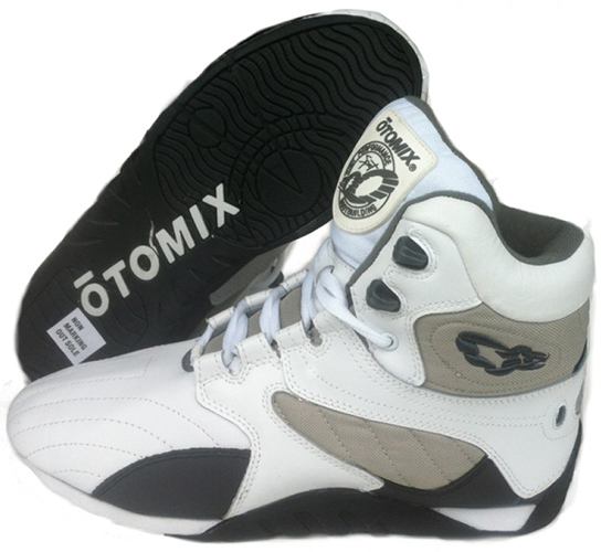 Otomix Ultimate Trainer WHITE