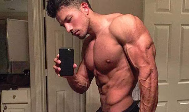 Muss ein Fitnessfreak wirklich „CLEAN“ essen? Muss ein Fitnessfreak wirklich „CLEAN“ essen?