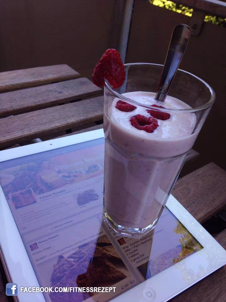 Vanille Himbeer Protein Shake Vanille Himbeer Protein Shake