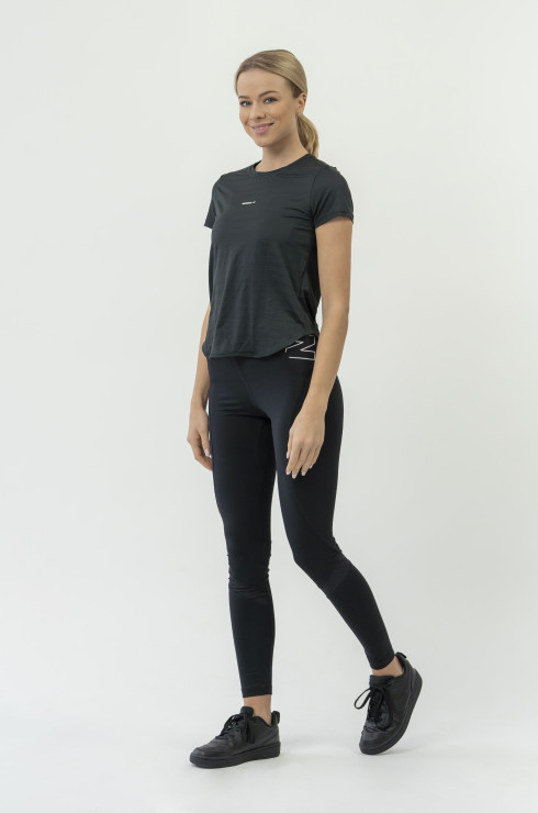 Nebbia Fit Activewear T-Shirt "Airy" with Reflective Logo 438 black
