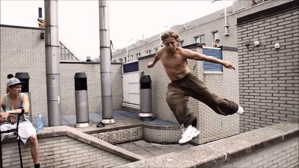 Die wohl BESTEN Freerunner und Parkour-Athleten! Die wohl BESTEN Freerunner und Parkour-Athleten!