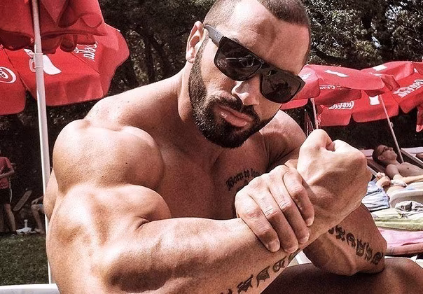 8 Dinge die nur ein FITNESSFREAK liebt! 8 Dinge die nur ein FITNESSFREAK liebt!