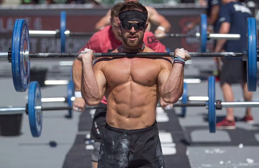 3 Dinge die FitnessFreaks von CrossFittern lernen können - und sollten! 3 Dinge die FitnessFreaks von CrossFittern lernen können - und sollten!