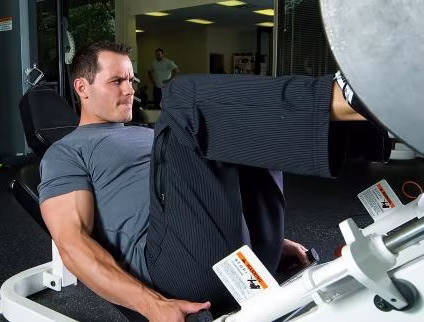 Intensives Beintraining für muskulöse Beine Intensives Beintraining für muskulöse Beine