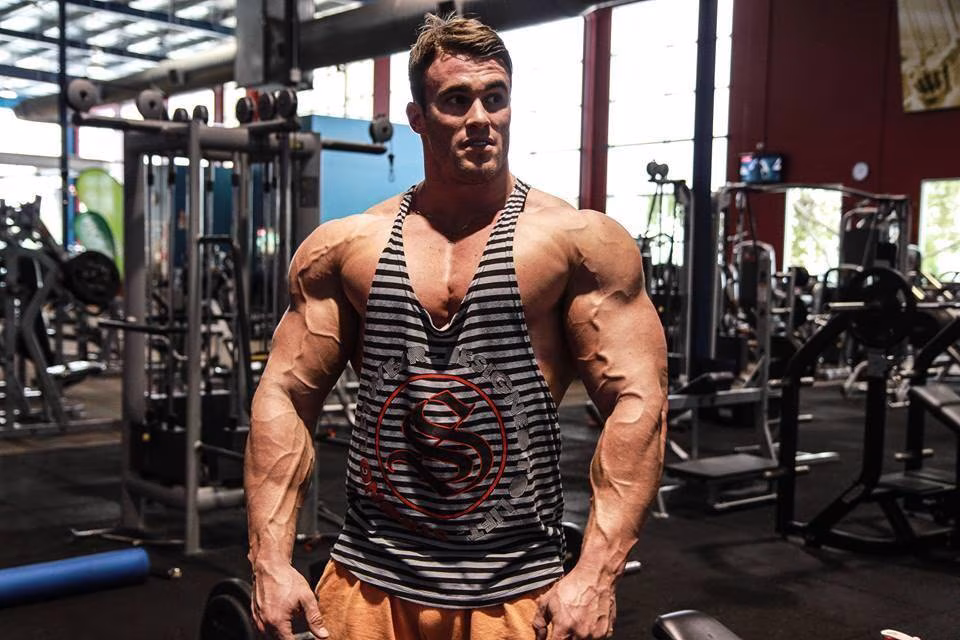 4 Tipps um der stärkste Kreuzheber deines Gyms zu werden!