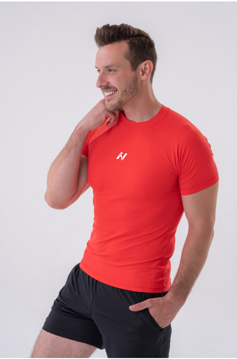 Nebbia Functional Slim-Fit T-Shirt 324 Red