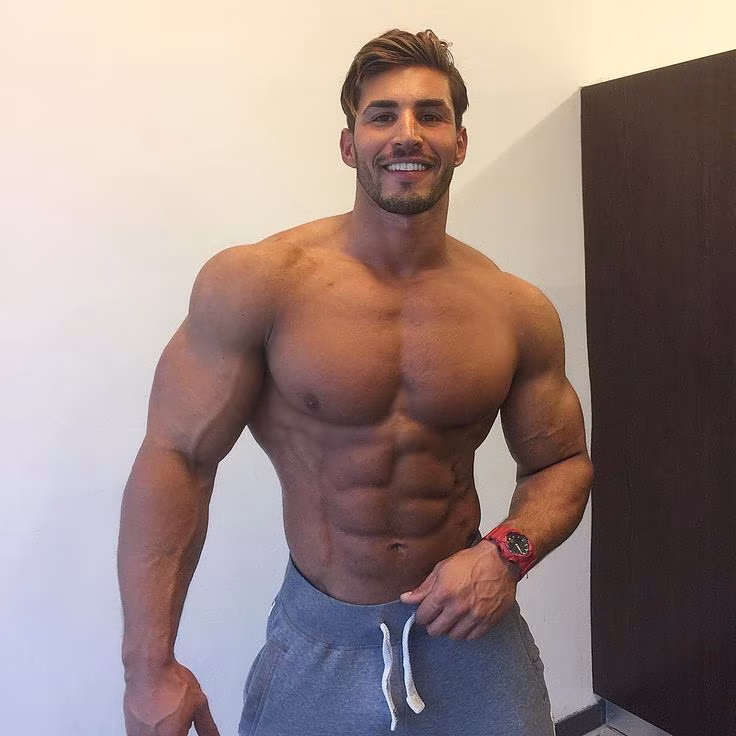 4 Dinge die du im Gym vermeiden solltest 4 Dinge die du im Gym vermeiden solltest