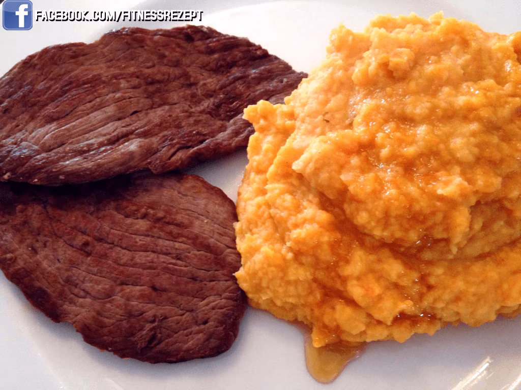 Rinderminutensteaks mit Kichererbsenpüree Rinderminutensteaks mit Kichererbsenpüree