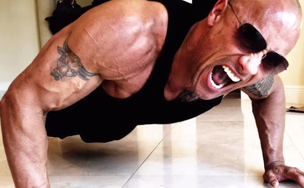 6 Dinge, die du NIEMALS im Gym tun solltest! 6 Dinge, die du NIEMALS im Gym tun solltest!