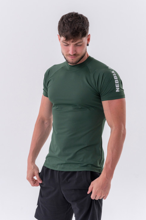 Nebbia Sporty Fit T-shirt "Essentials" 326 dark green