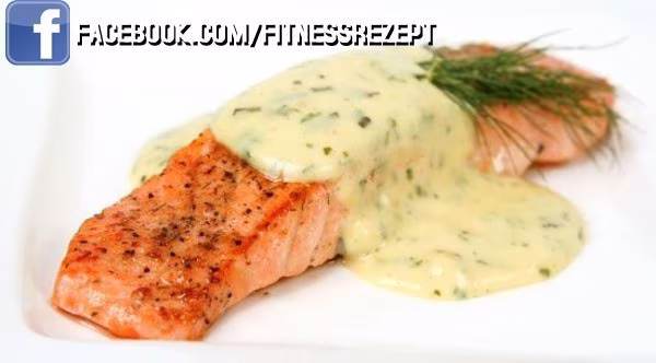 Gegrillter Lachs mit Kräuter-Joghurtsoße Gegrillter Lachs mit Kräuter-Joghurtsoße