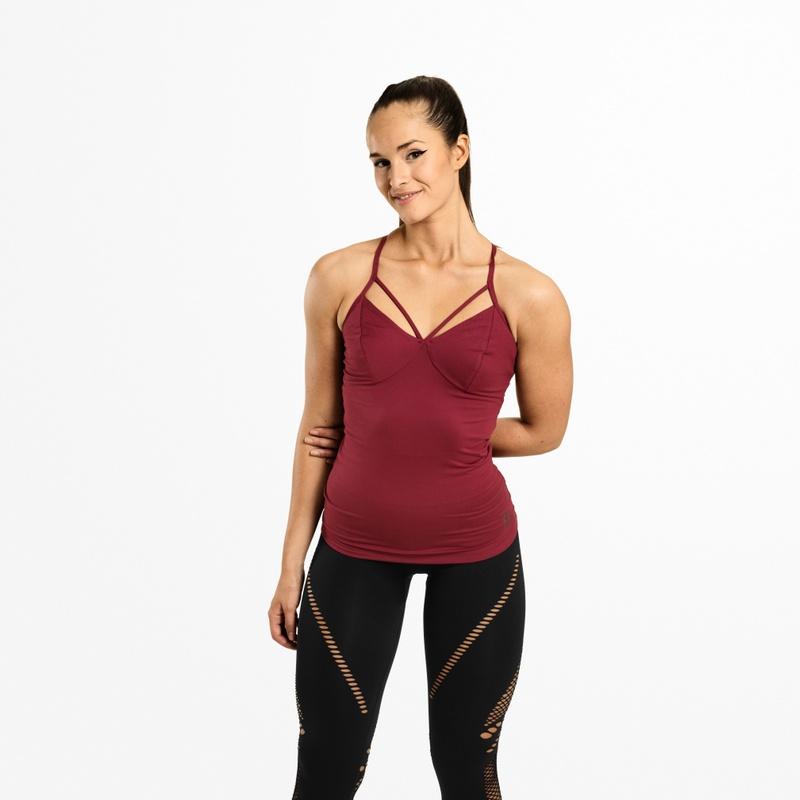Better Bodies Waverly Strap Top SANGRIA RED